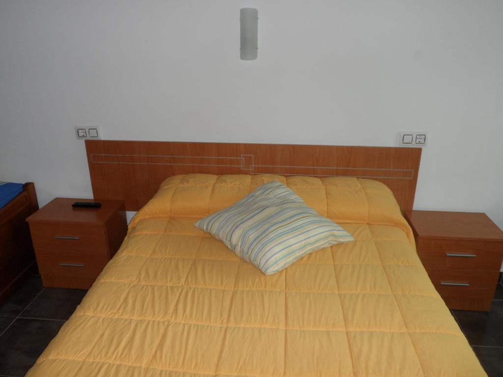 Hostal Via Del Caminante Madrigalejo Exteriér fotografie
