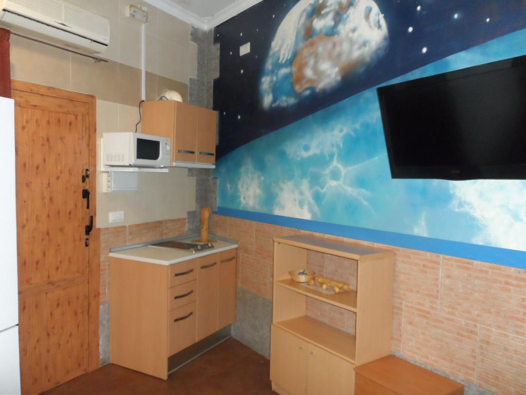 Hostal Via Del Caminante Madrigalejo Exteriér fotografie