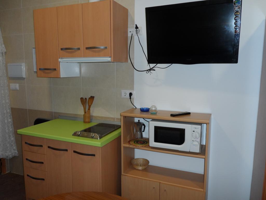 Hostal Via Del Caminante Madrigalejo Exteriér fotografie