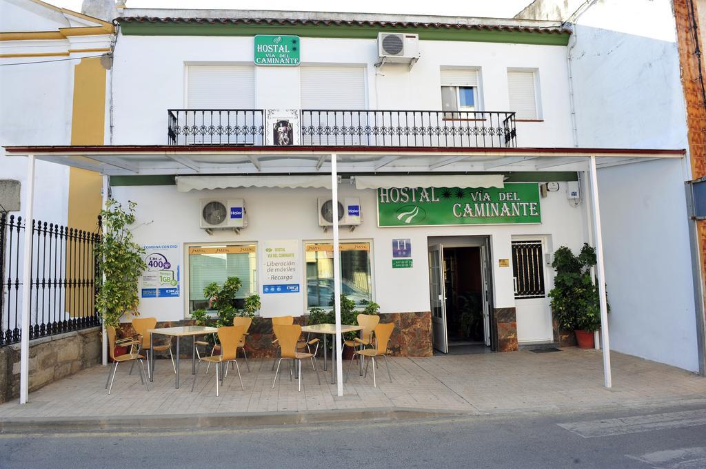 Hostal Via Del Caminante Madrigalejo Exteriér fotografie